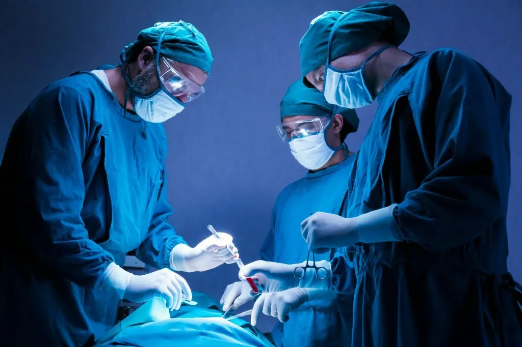 Why Do Orthopedic Surgeons Hate Podiatrists